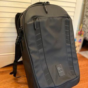 Nomatic McKinnon Camera Backpack